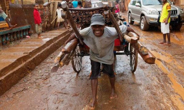 Las economías “obesas” multiplican la pobreza